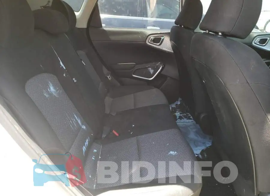 KNDJ23AU3M7144043 Photo# 6