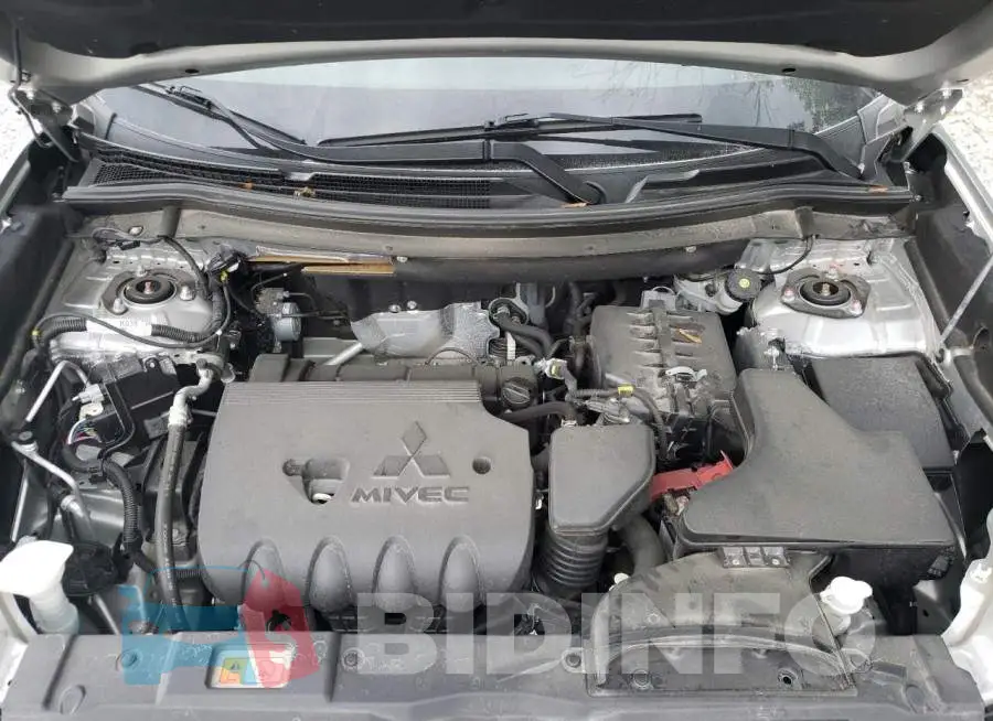 JA4AZ3A34JZ057409 Photo# 7