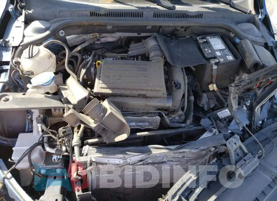 3VW267AJ7GM405493 Photo# 7