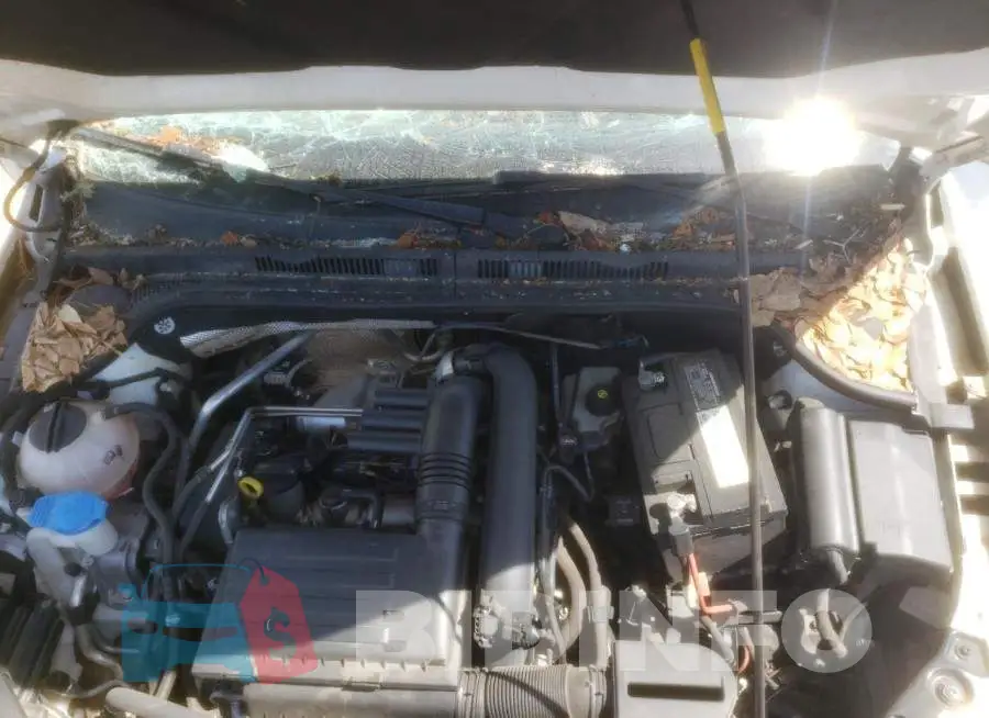 3VW2B7AJ7HM225623 Photo# 7