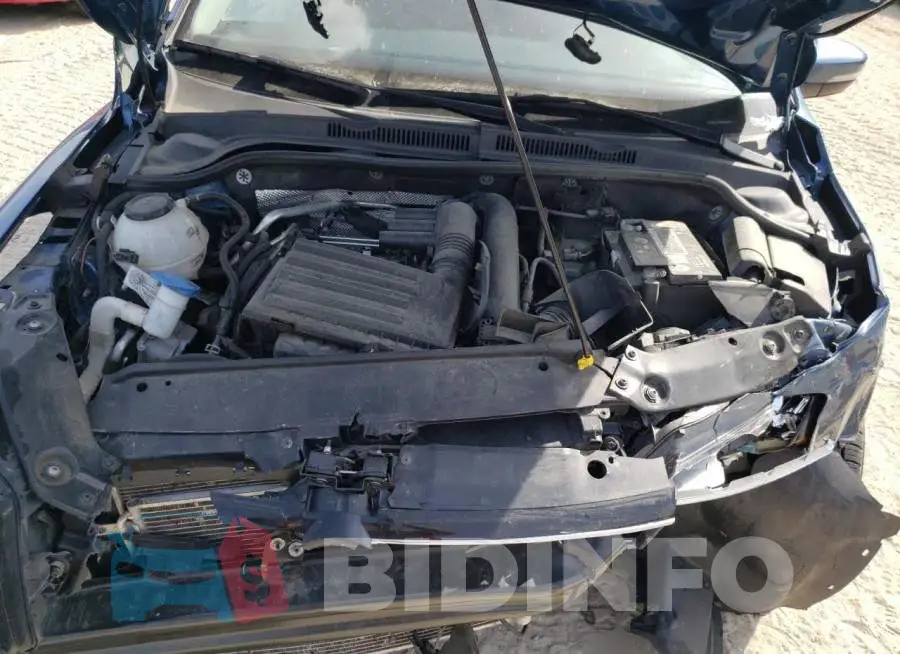 3VWDB7AJXJM228563 Photo# 7
