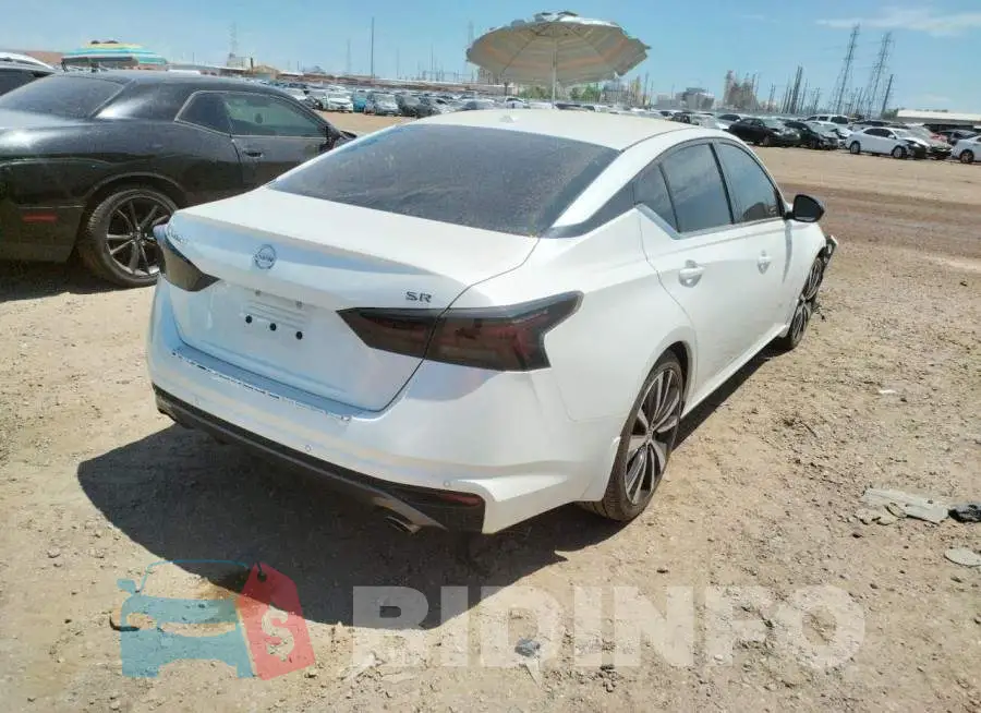 1N4BL4CV1LC285072 Photo# 4