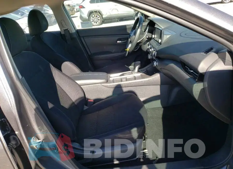 3N1AB8BV3LY214824 Photo# 5