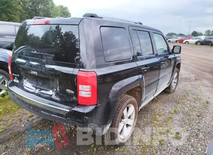 1C4NJRFB7GD671636 Photo# 4
