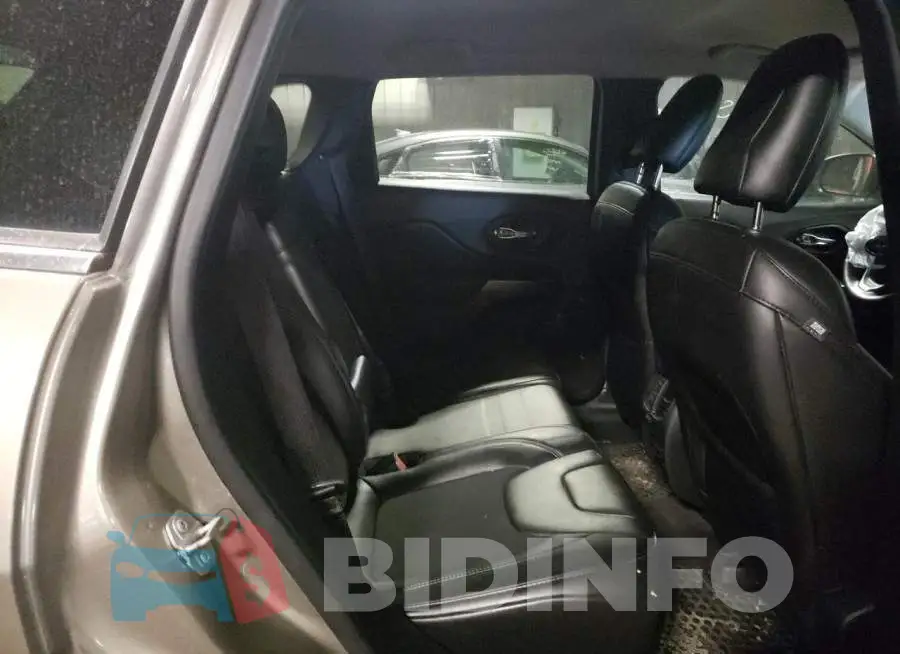 1C4PJMLB4KD213769 Photo# 6