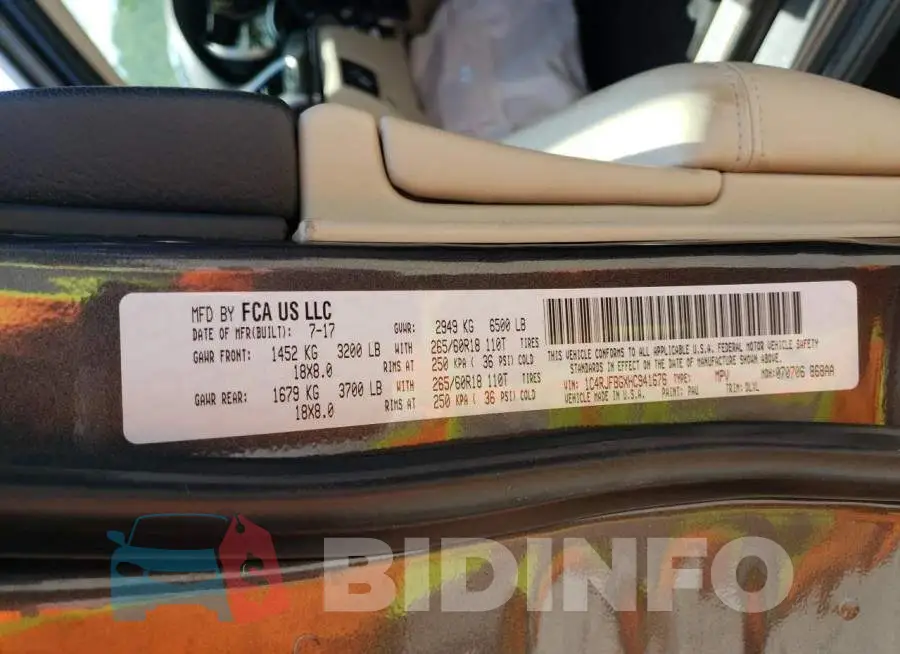 1C4RJFBGXHC941676 Photo# 10