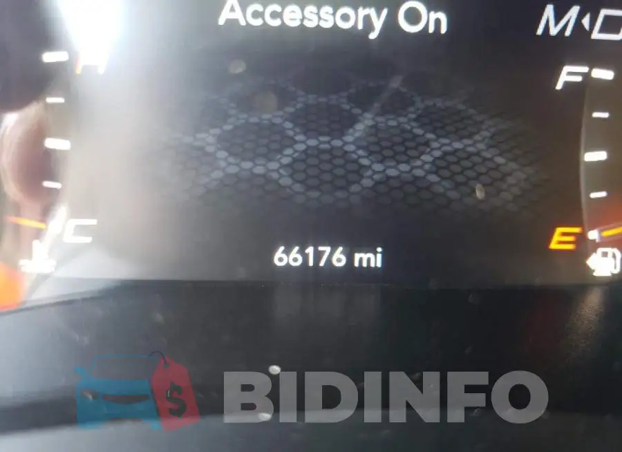 2C3CDXBG4KH710039 Photo# 8