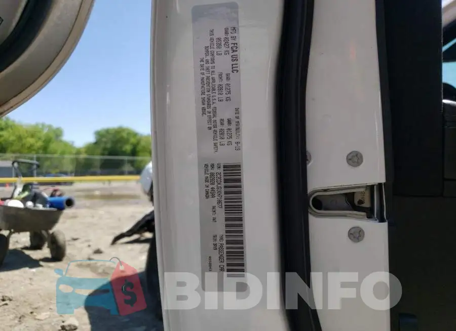 2C3CDXJG1KH710677 Photo# 10