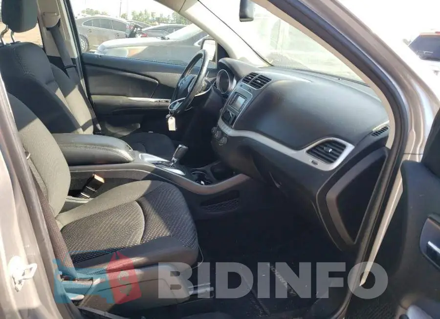 3C4PDCAB2HT560122 Photo# 5