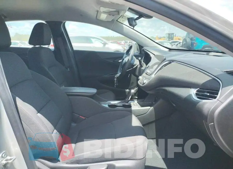 1G1ZD5ST5LF110231 Photo# 5