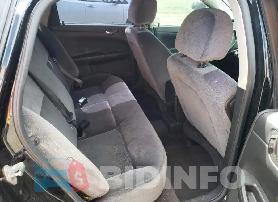 2G1WB5E37G1108174 Photo# 6
