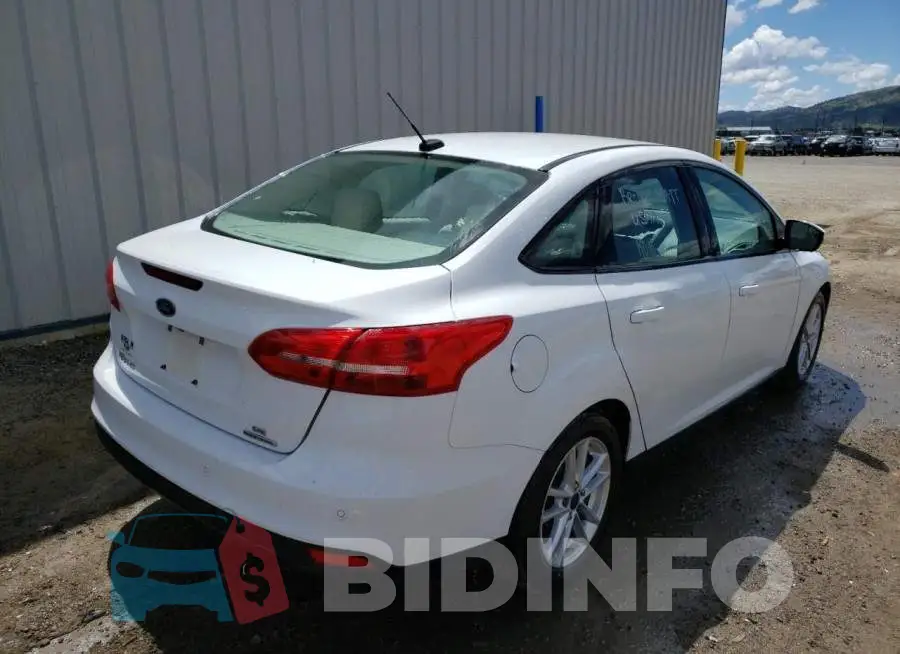 1FADP3F22GL351661 Photo# 4