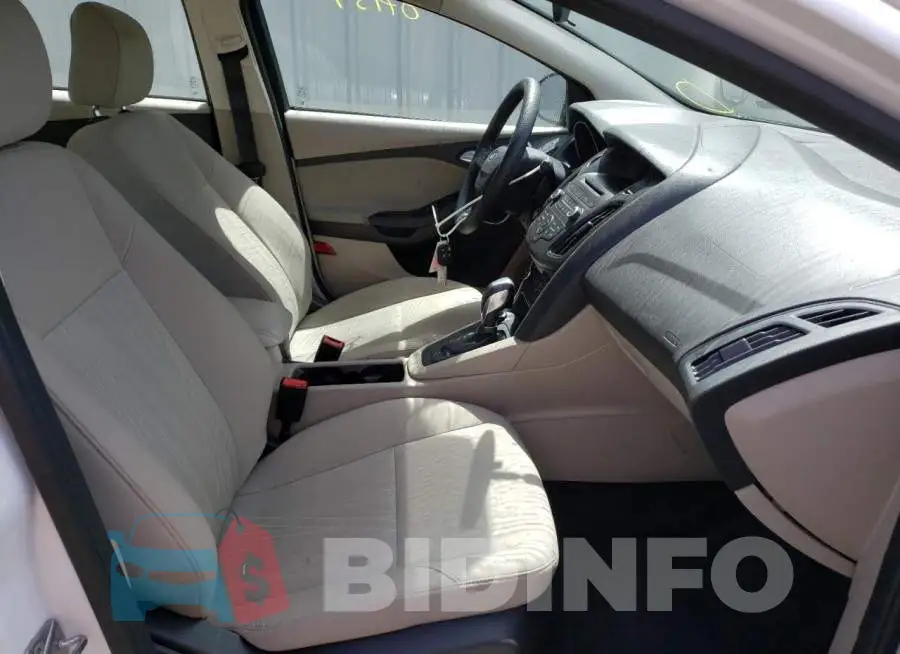 1FADP3F22GL351661 Photo# 5
