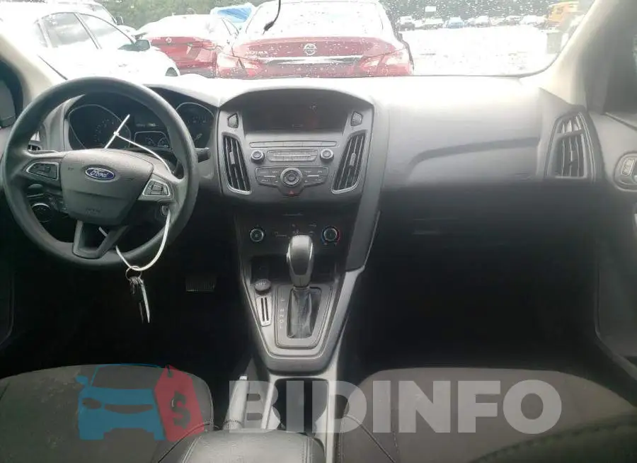 1FADP3F22JL255178 Photo# 9