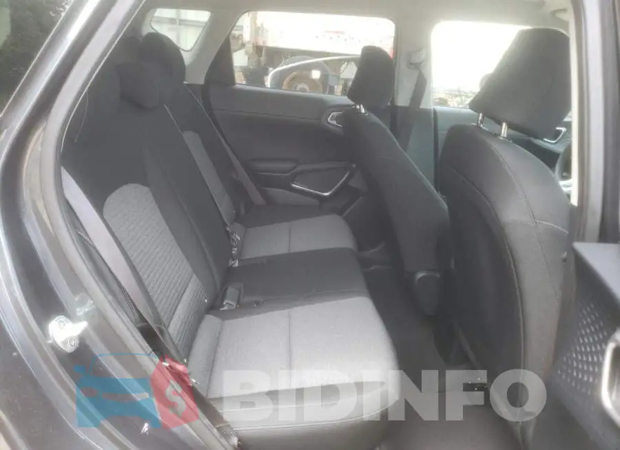 KNDJ23AUXM7779227 Photo# 6
