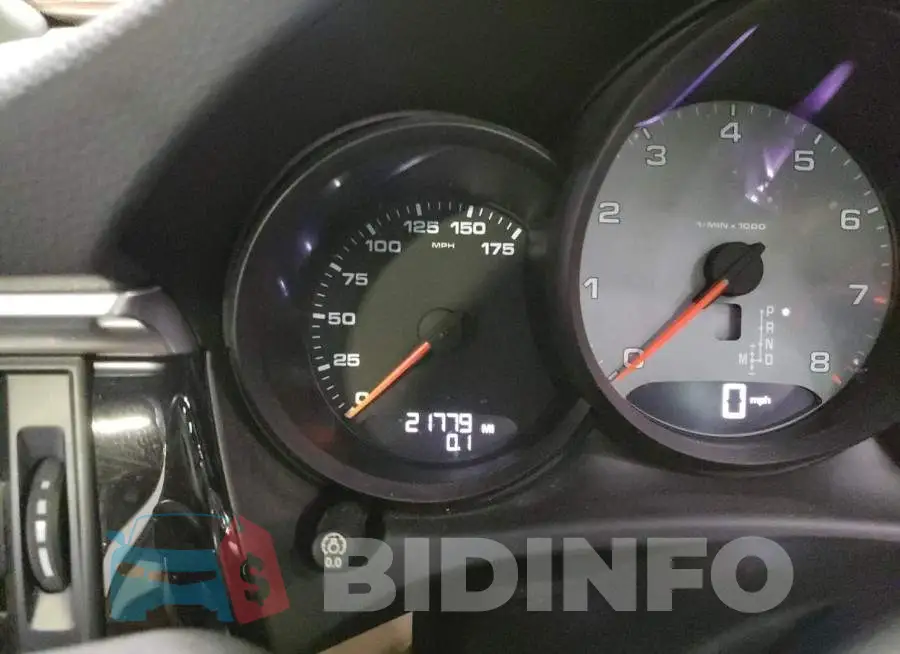 WP1AB2A52KLB33282 Photo# 8