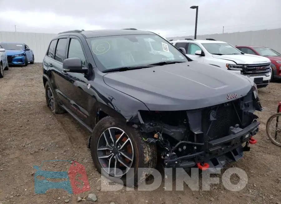 1C4RJFLG2LC135516 Photo# 1