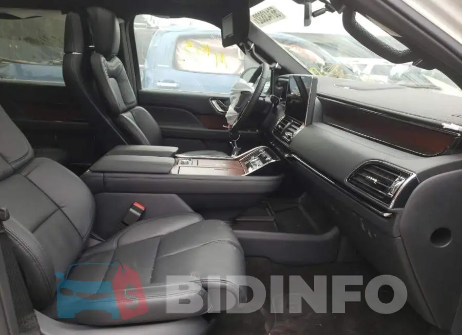 5LMJJ2LT9NEL08158 Photo# 5