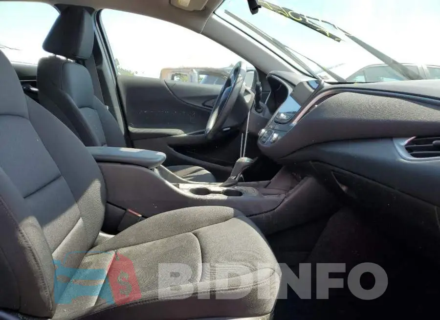 1G1ZB5ST1LF129607 Photo# 5