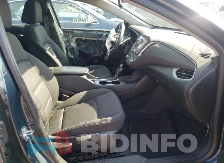 1G1ZB5ST5LF024519 Photo# 5