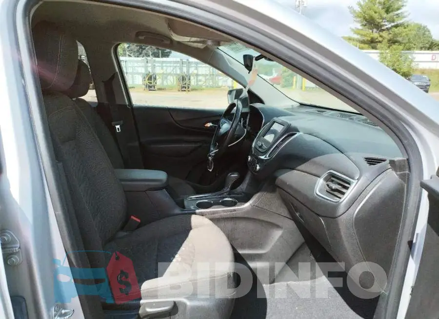 2GNAXTEV4L6194833 Photo# 5