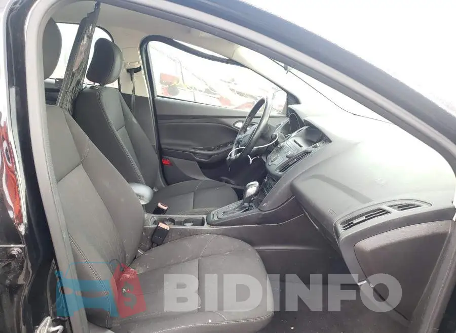 1FADP3F26GL244421 Photo# 5