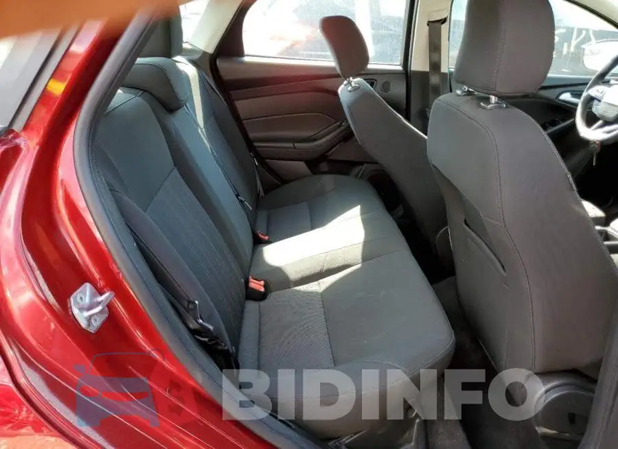 1FADP3H29HL270882 Photo# 6
