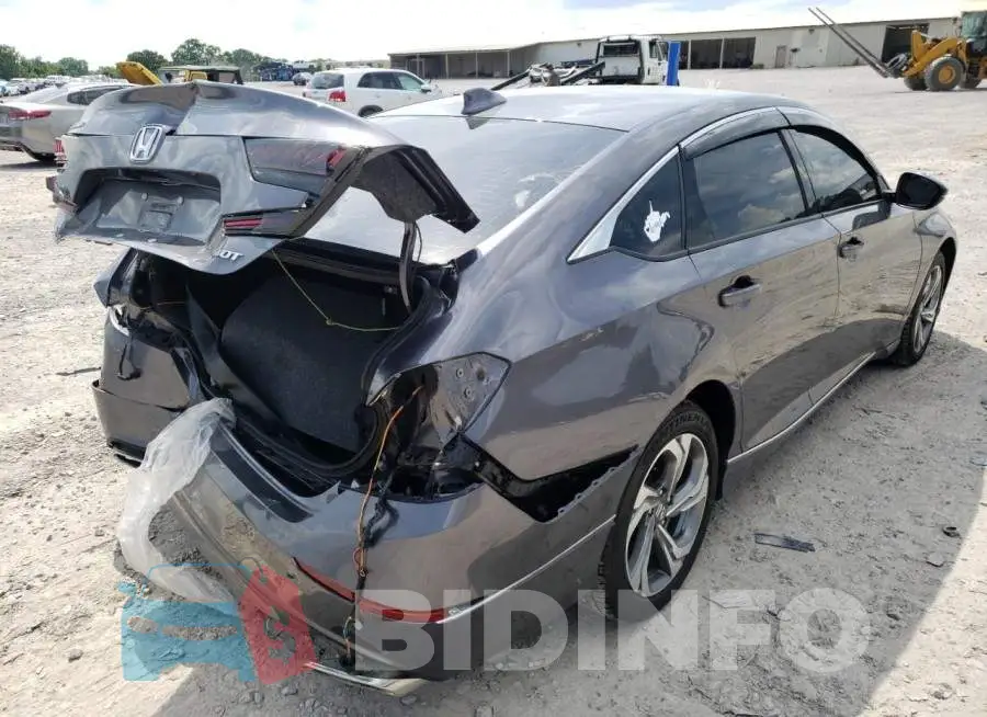 1HGCV2F50KA012435 Photo# 4