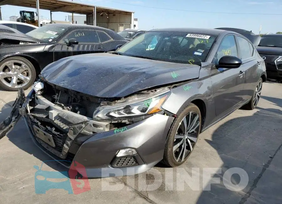 1N4BL4CV1KC165044 Photo# 2