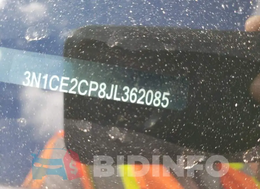 3N1CE2CP8JL362085 Photo# 10
