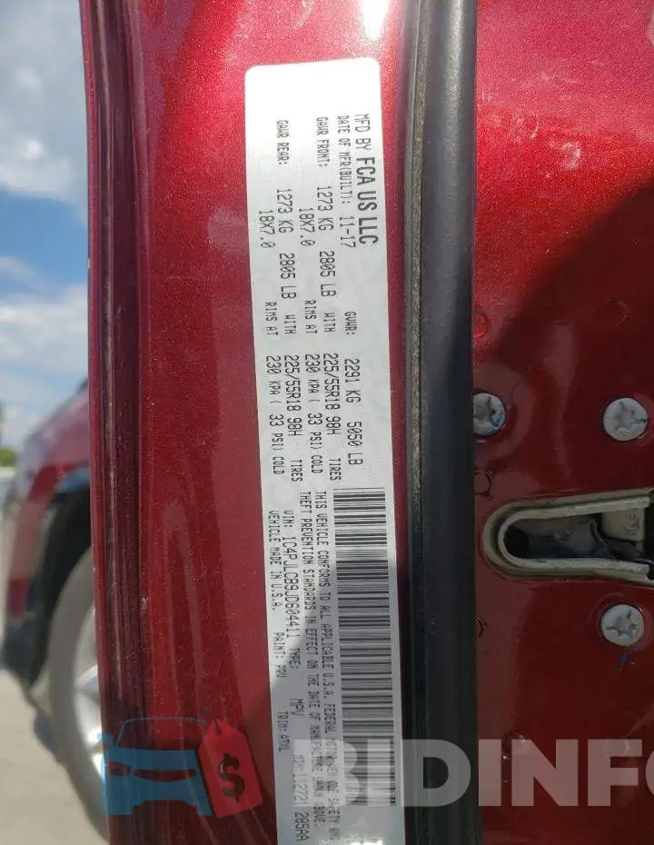 1C4PJLCB9JD604411 Photo# 10