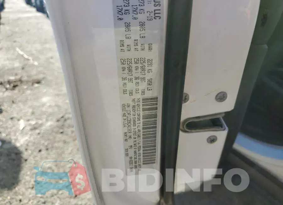 1C4PJLCB9KD411810 Photo# 10