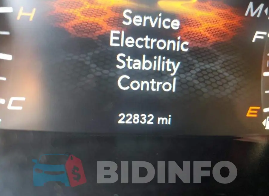 2C3CDXCT8MH579261 Photo# 8