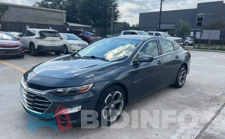 1G1ZD5STXLF111617 Photo# 2