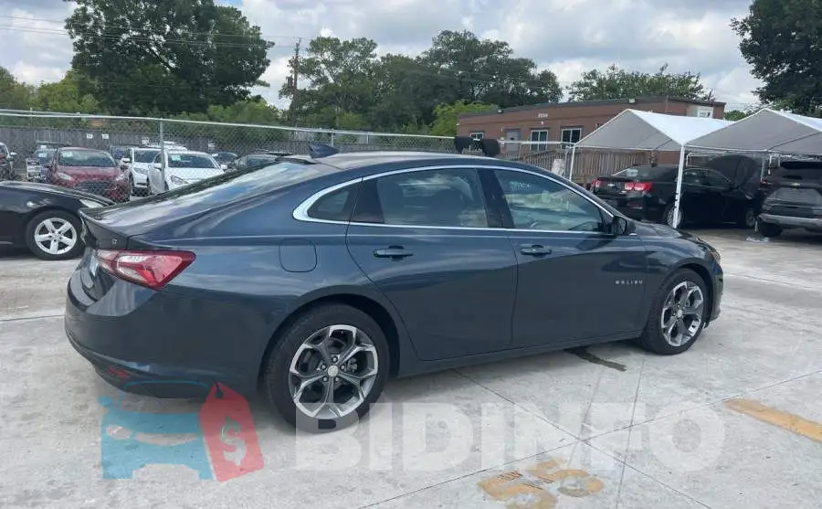 1G1ZD5STXLF111617 Photo# 4