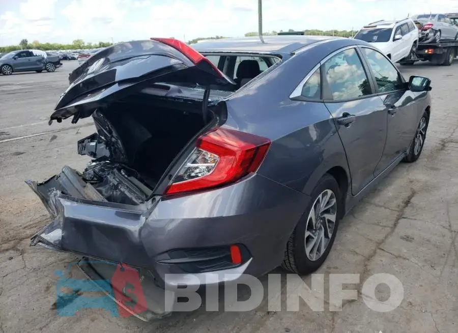 19XFC2F70GE011647 Photo# 4