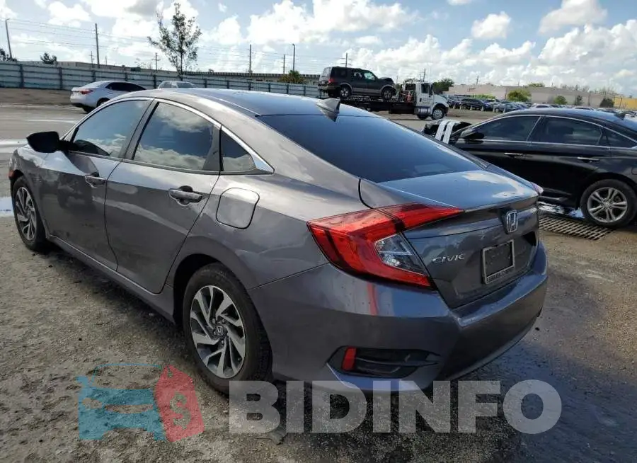 19XFC2F73HE013586 Photo# 3