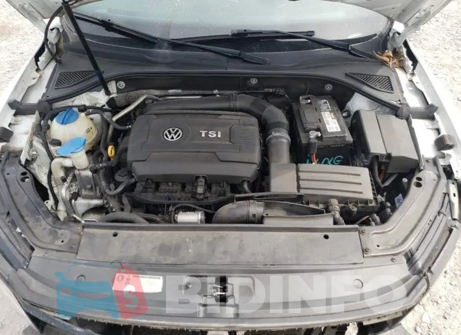1VWDT7A31HC039231 Photo# 7