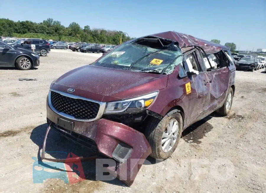KNDMB5C18H6226082 Photo# 2