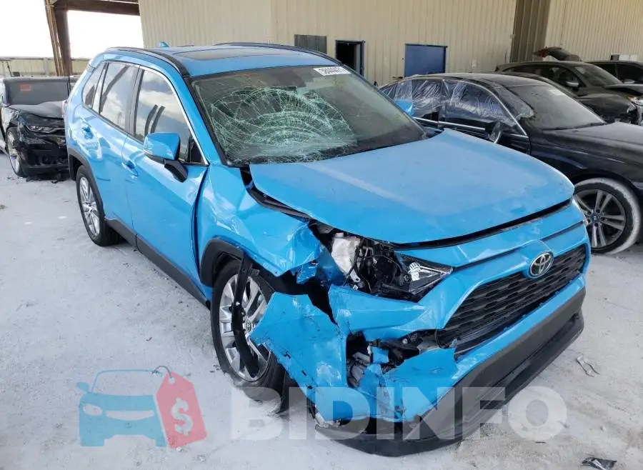 2T3C1RFV6MW138239 Photo# 1
