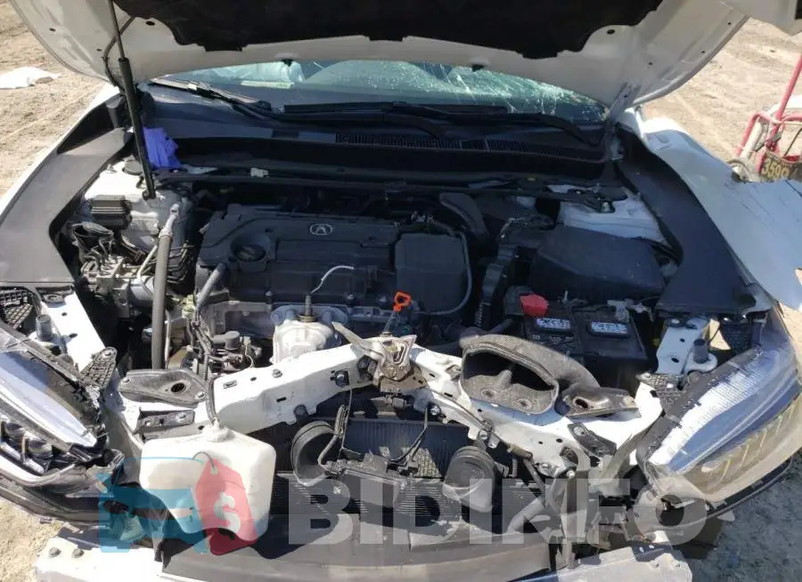 19UUB1F3XJA002838 Photo# 7