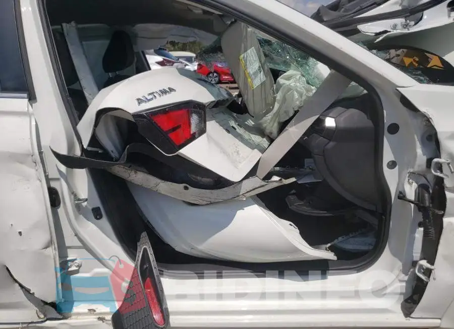 1N4BL4BV8MN381837 Photo# 5