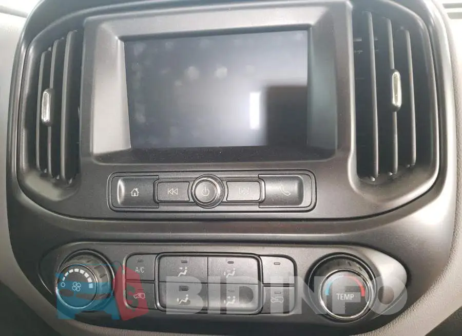 1GCHSBEA2M1292082 Photo# 9