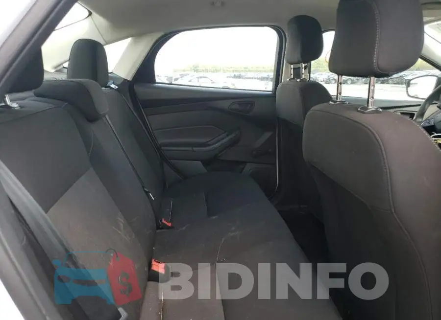 1FADP3E2XHL262228 Photo# 6