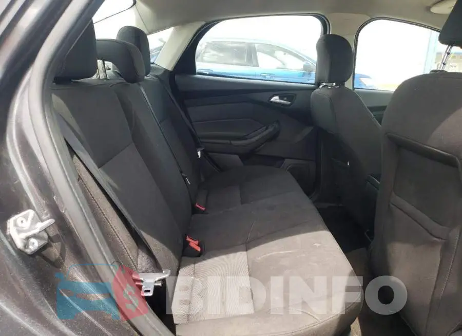 1FADP3F28HL286557 Photo# 6