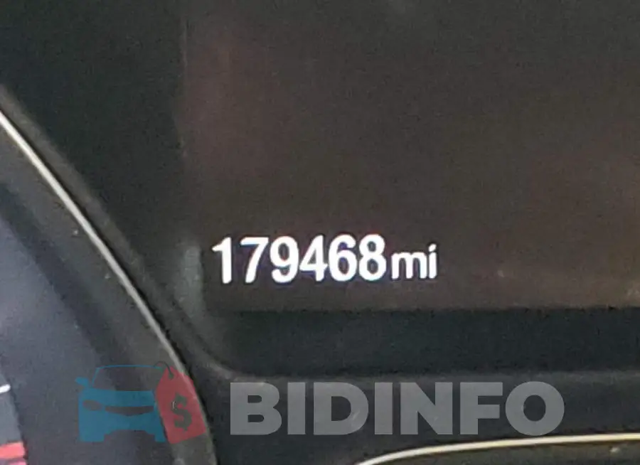 1FADP3N23GL302468 Photo# 8