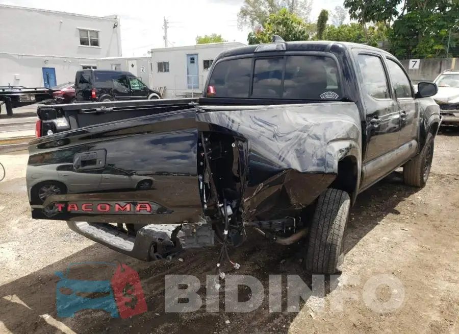 3TYAX5GN9NT049883 Photo# 4