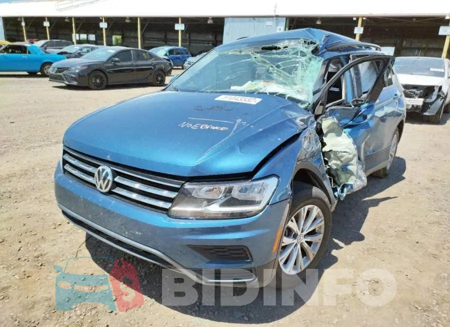 3VV1B7AX0KM117372 Photo# 2