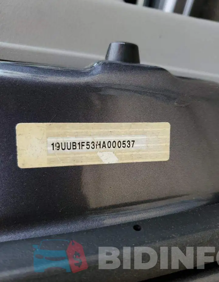 19UUB1F53HA000537 Photo# 10