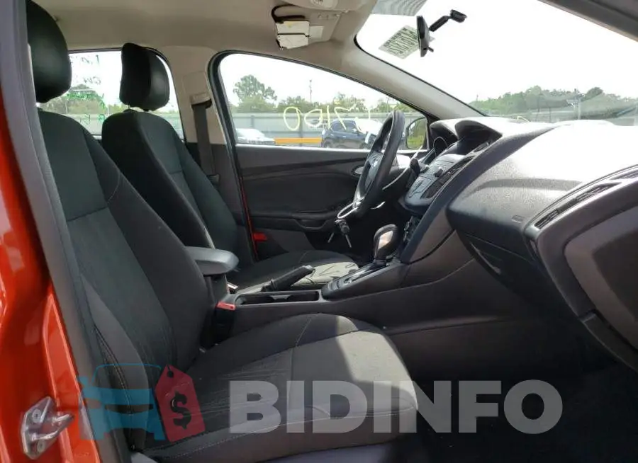 1FADP3FE6JL284841 Photo# 5